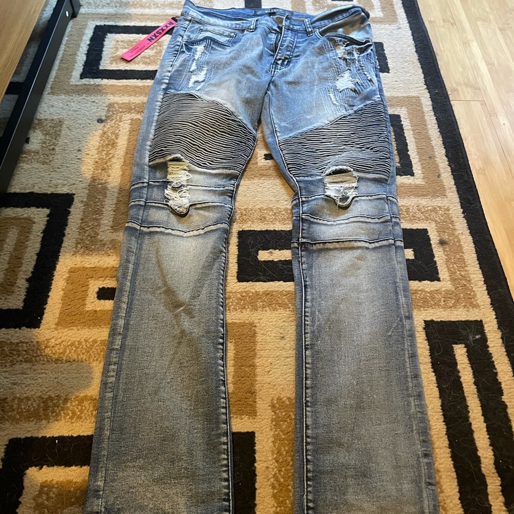 Reason ripped jeans, very good condition